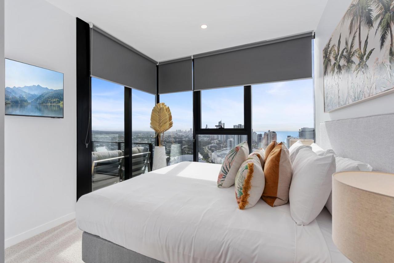 Broadbeach Casino Private Apartments - Gclr Gold Coast Eksteriør billede