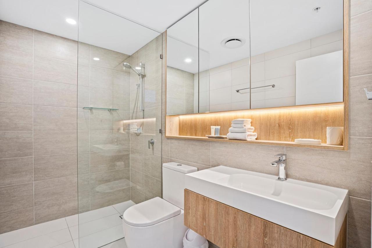 Broadbeach Casino Private Apartments - Gclr Gold Coast Eksteriør billede