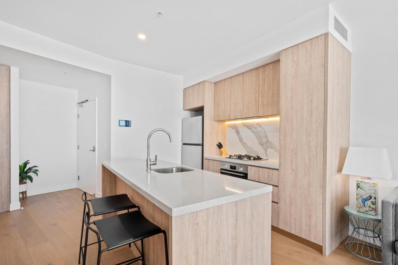 Broadbeach Casino Private Apartments - Gclr Gold Coast Eksteriør billede